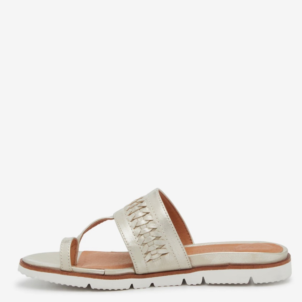 Gentle Souls Lavern Flat Sandal, 9.5 Off White